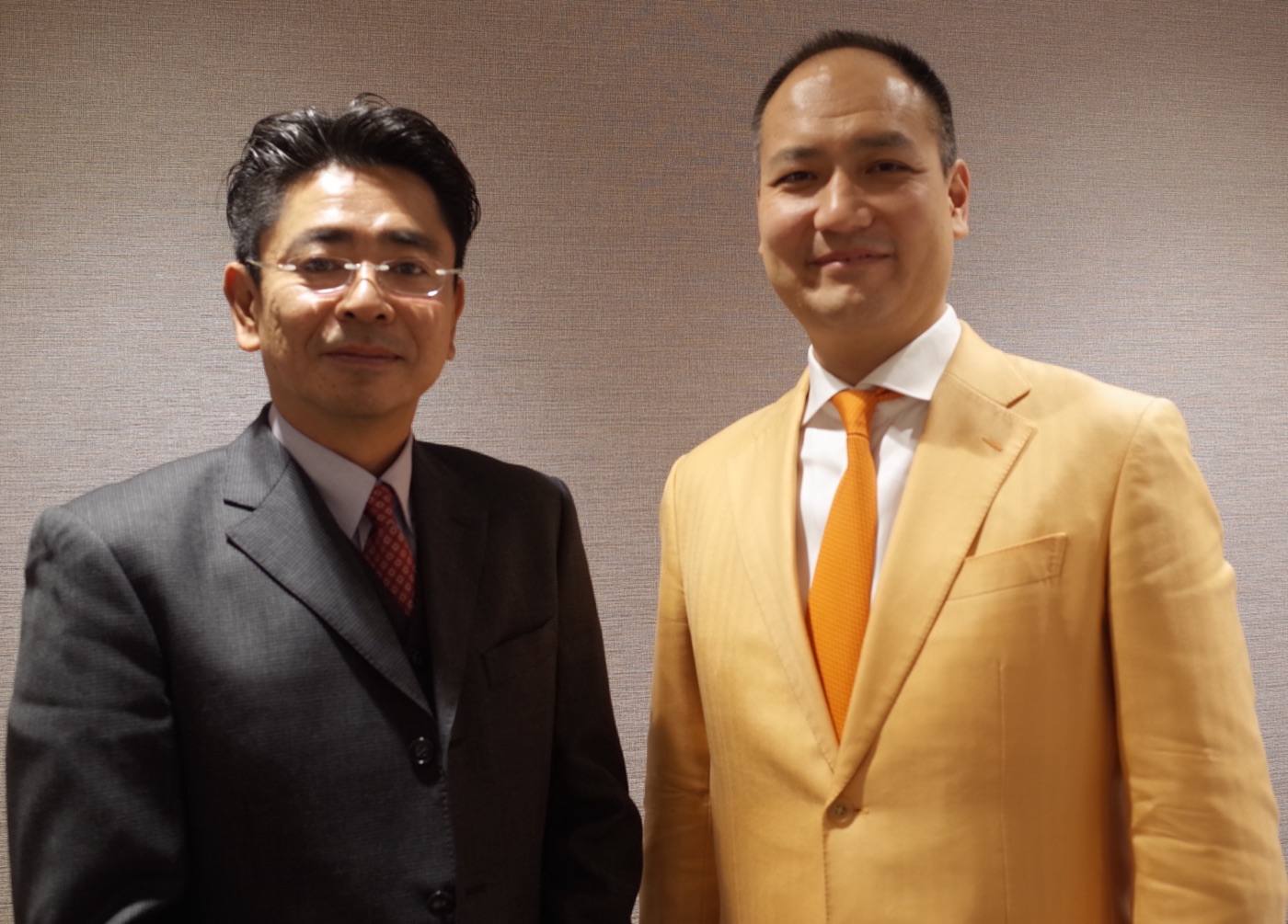JT 嶋吉耕史氏（当時）と森田英一の対談の様子